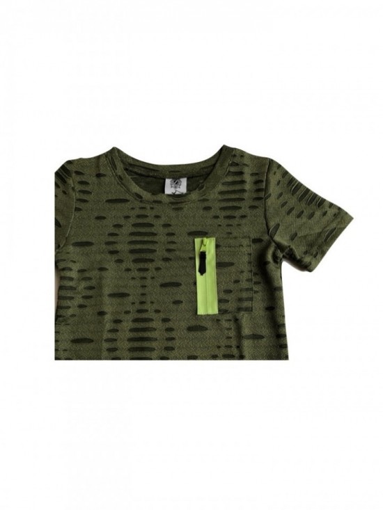 Army green ziped t-shirt