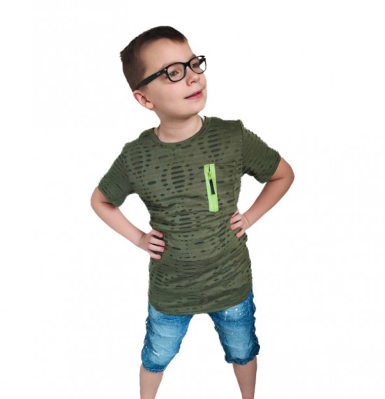 Army green ziped t-shirt