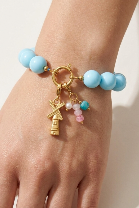 Kralenarmband babyblauw